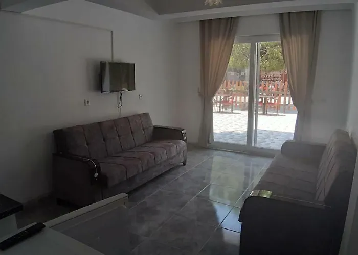 Moonlight Aparthotel 3*